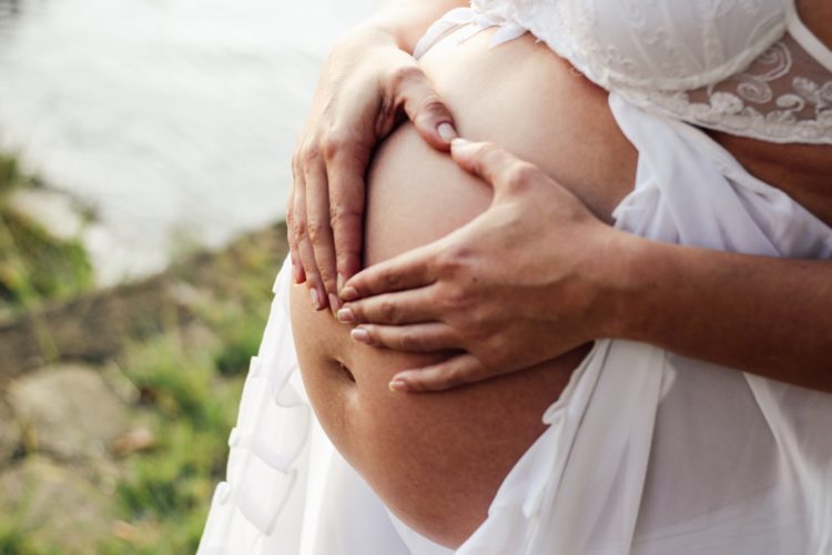 Schwangerschaftsübelkeit sollte nicht die Freude über das Baby lindern.