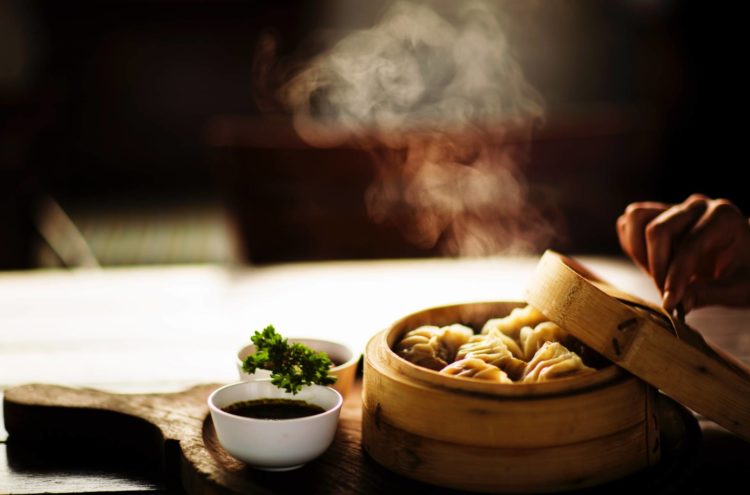 Gedämpfte Teigtaschen sind äußerst schonend zubereitet und sind ein Sinnbild für die chinesische Küche.